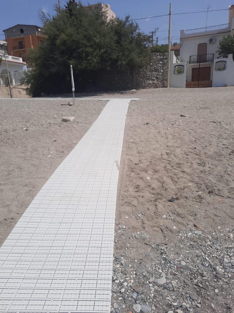 spiaggia accessibile disabili