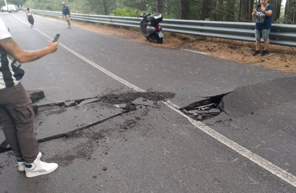strada etna rotta per il terremoto