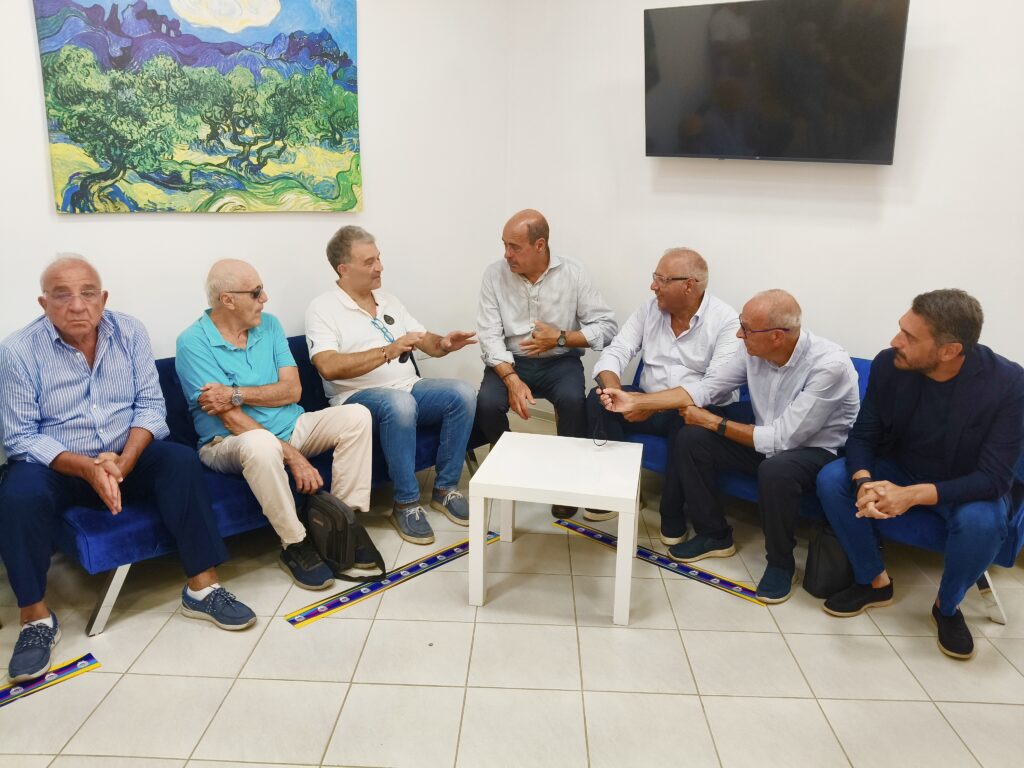 visita nicola zingaretti a polo solidale di medicina di arghillà