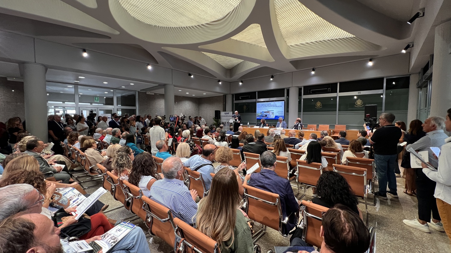 ASP Cosenza Case di Comunità e Ospedali conferenza