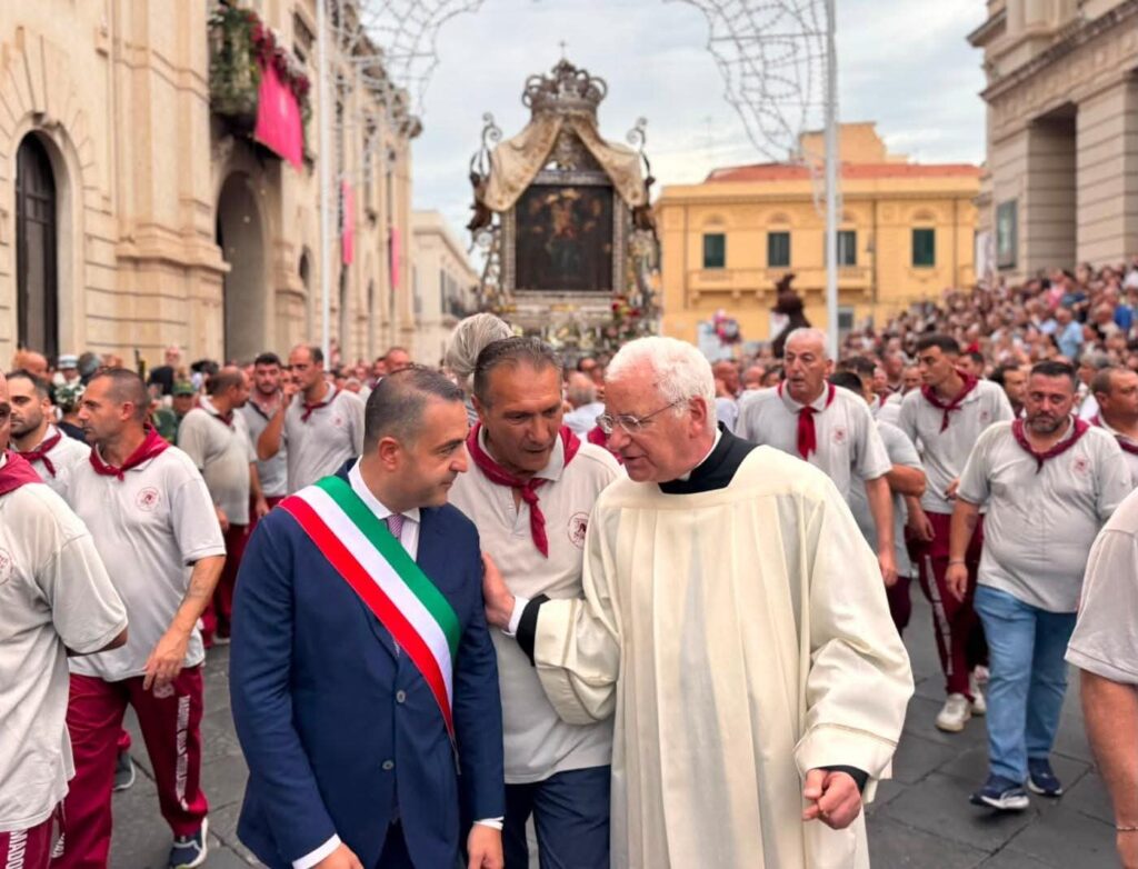 Cannizzaro alla processione della madonna