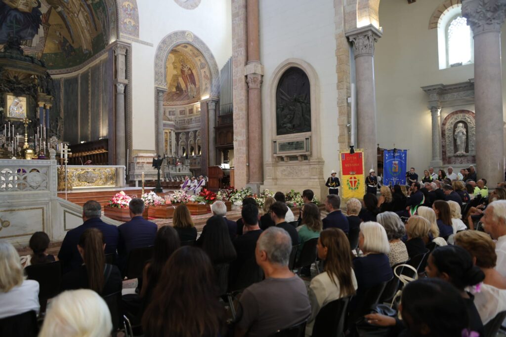 Funerali Duomo Messina strage pistunina