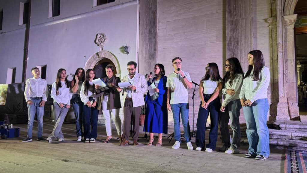 I ragazzi volontari del Lombardi Satriani