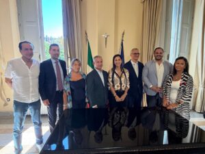 Il sindaco Calabria, l’assessore Ciappina e l’assessore regionale Micheli in visita agli istituti cittadini di Palmi