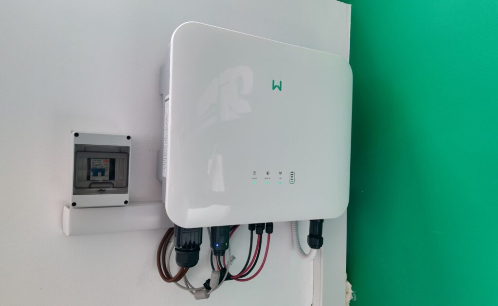 Impianto fotovoltaico in facciata Domotek