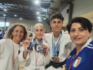 Karate, trionfo reggino ad Atene Emanuele e Federica Carlo protagonisti al Gran Prix internazionale