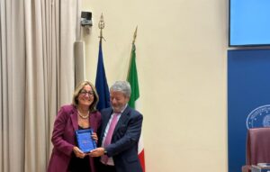LA DOTT.SSA TIZIANA FRITTELLI INSIGNITA DEL PRESTIGIOSO PREMIO LEADS ALESSANDRA PEDERZOLI