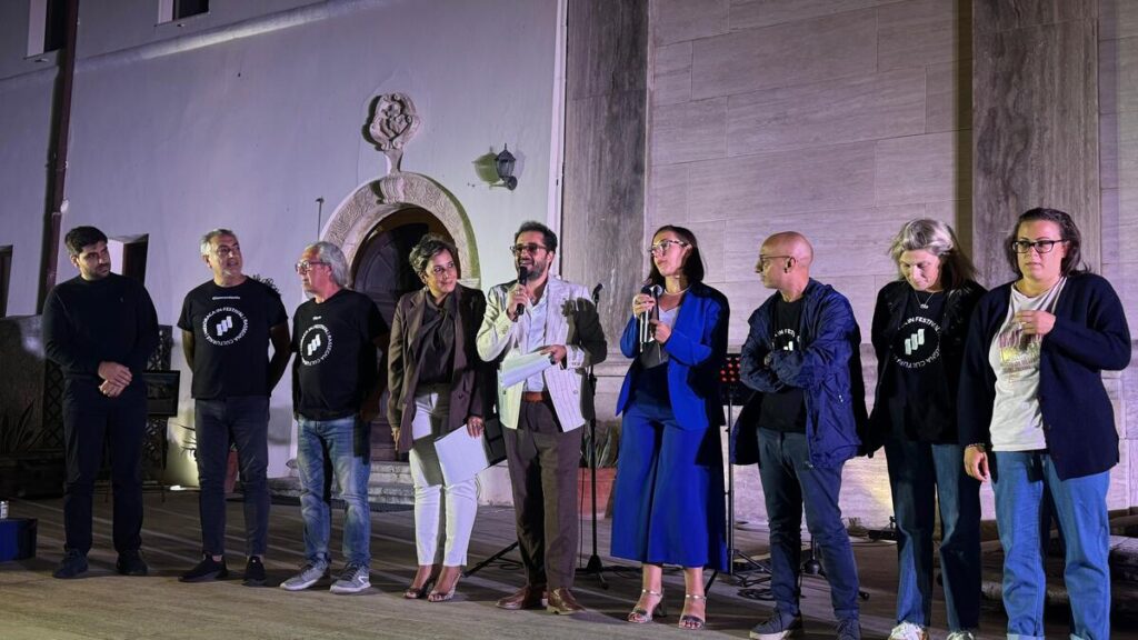 La squadra dell'APS Mesoraca in festival