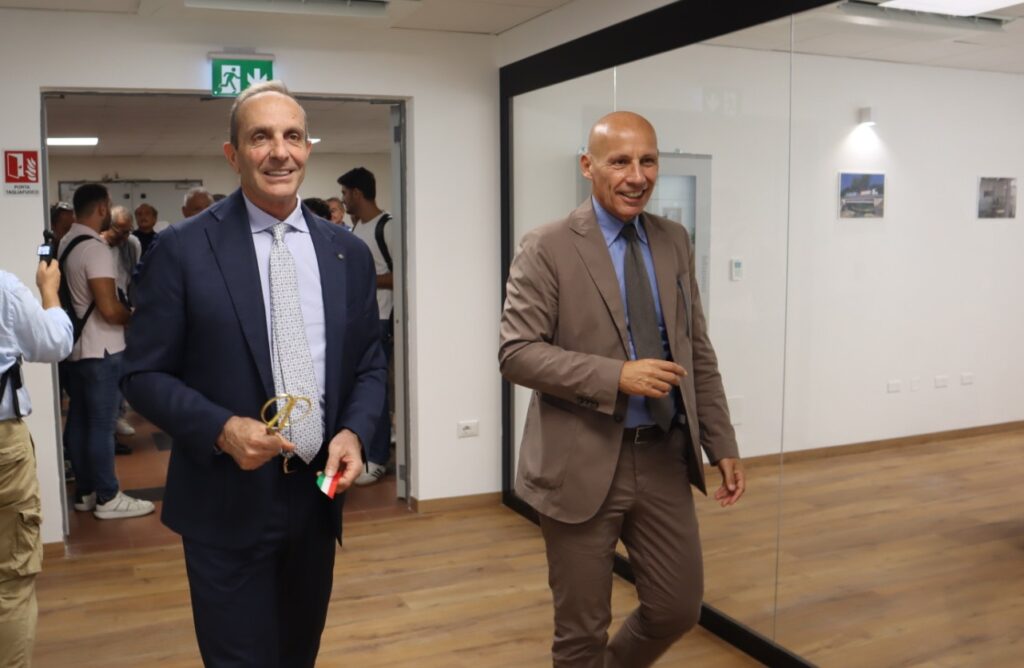 Laboratorio di strutture e prove sui materiali dipartimento Ingegneria Università Mediterranea
