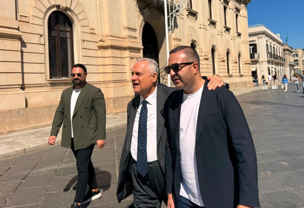 Lotito e Cannizzaro passeggiata sul Corso Garibaldi