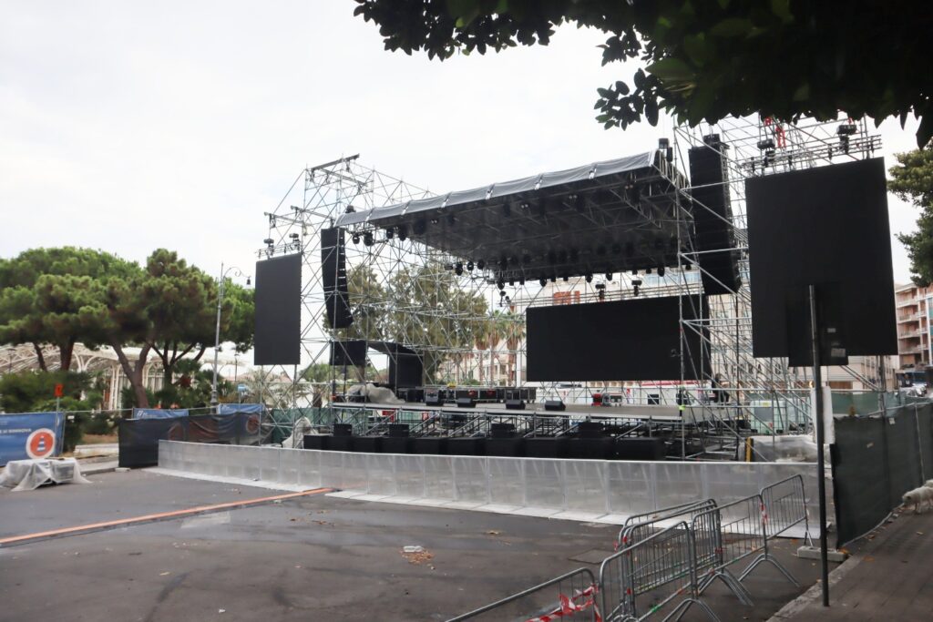 Palco allestito Festa Madonna Reggio Calabria