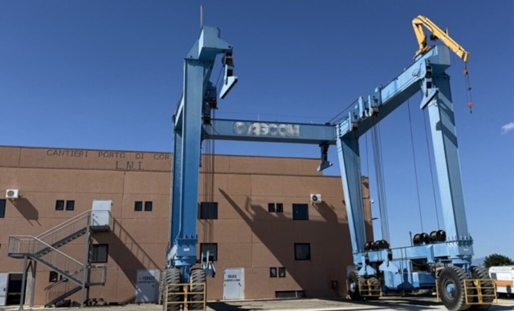 Porto Corigliano cantieri