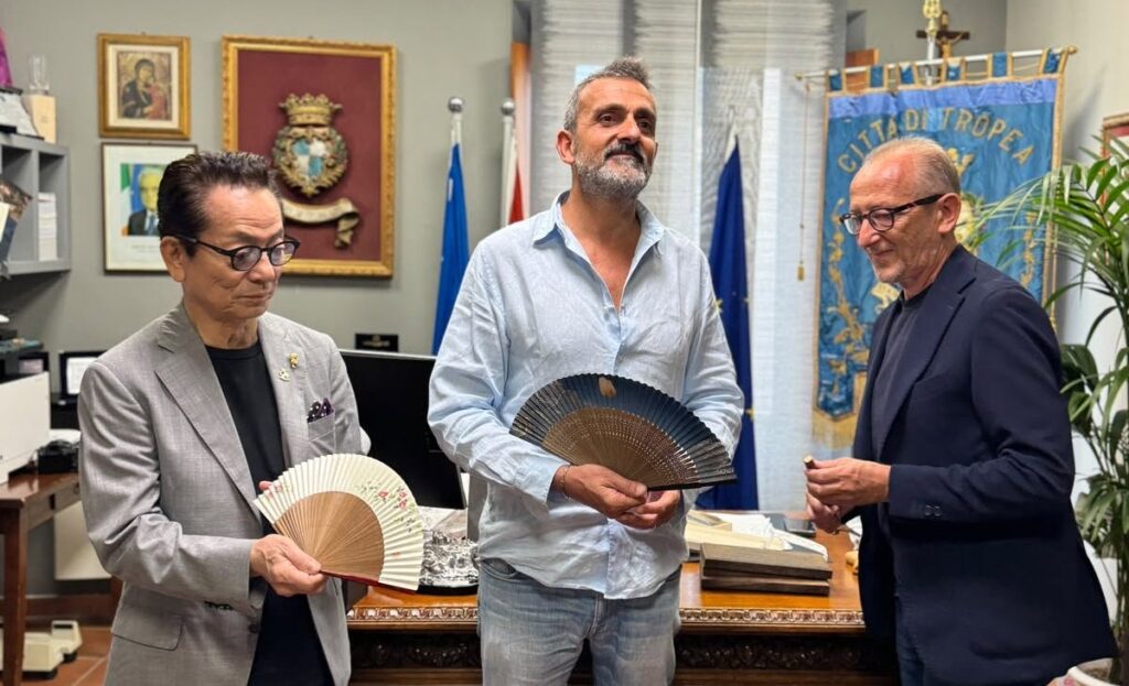 Tropea-Giappone sindaco Macrì e Yutaka Mizutani