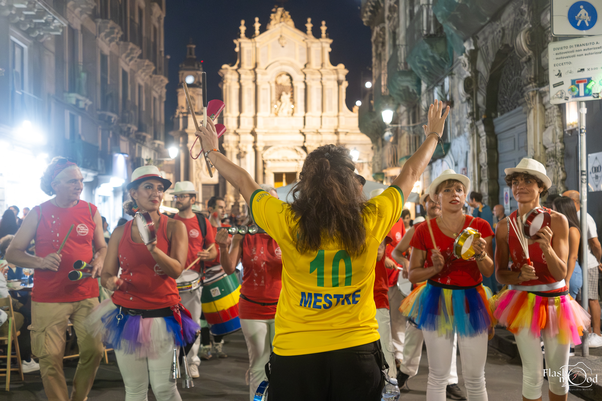 Catania si trasforma in un grande palcoscenico: torna Ursino Buskers, 90 spettac