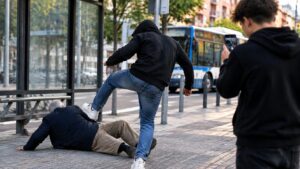 aggressione anziano