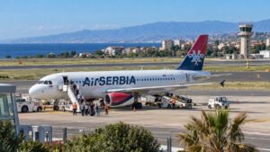 all'Aeroporto di Reggio Calabria volo di Air Serbia