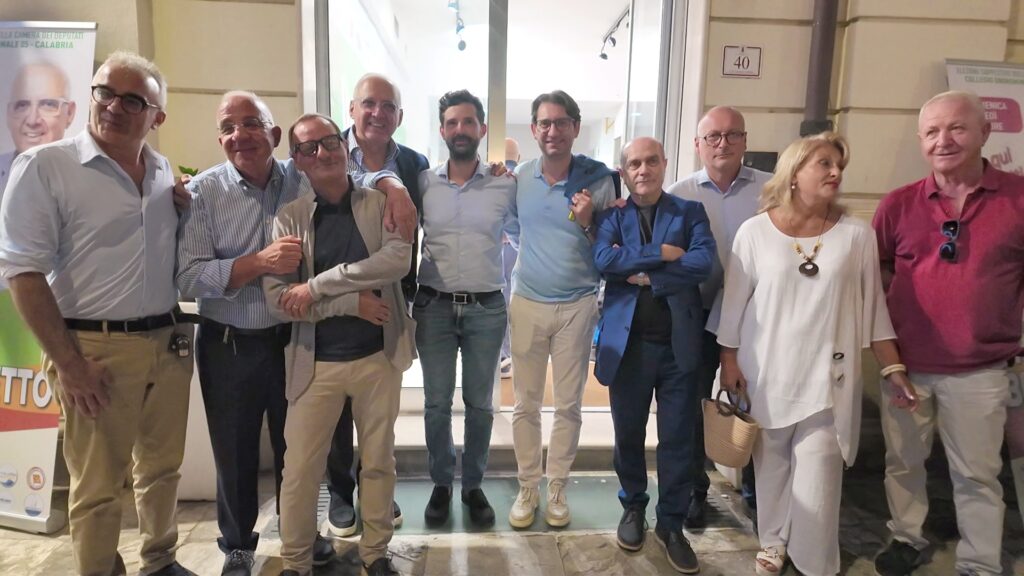apertura comitato elettorale frank benedetto con tutti i componenti del Pd di Reggio Calabria