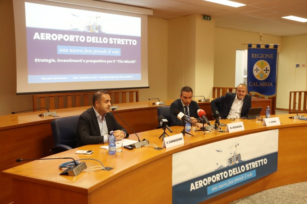 conferenza cannizzaro occhiuto su aeroporto