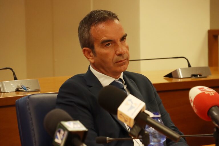 conferenza cannizzaro occhiuto su aeroporto