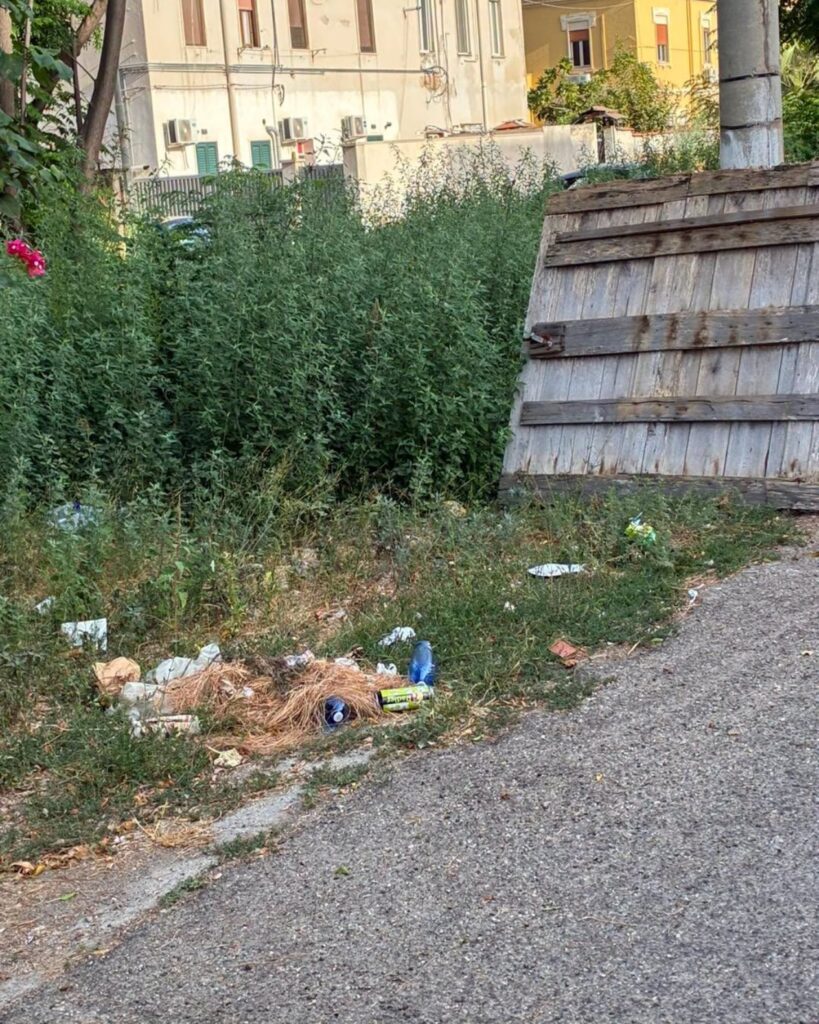 degrado Via Fratelli Spagnolo
