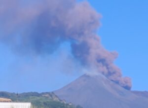 eruzione etna