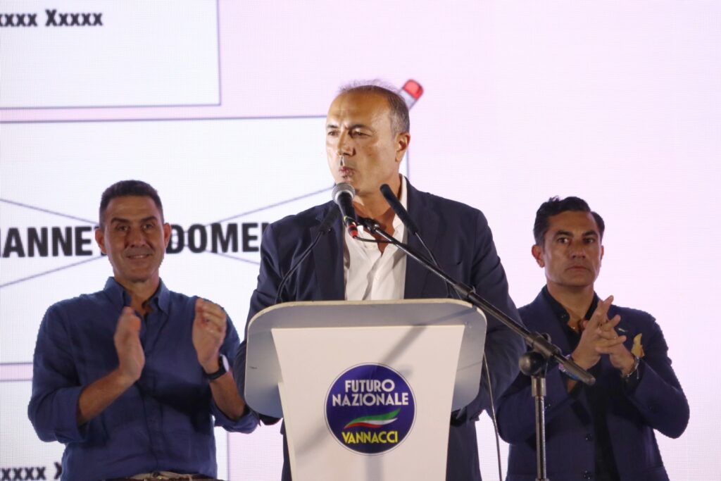 evento futuro nazionale a reggio calabria con giannetta e vannacci (10)
