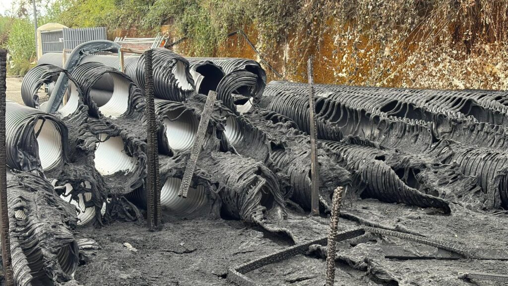 incendio cantiere maione
