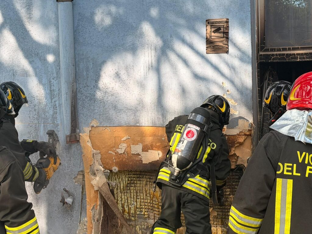 incendio crotone