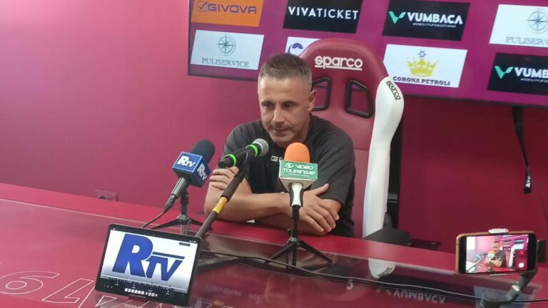 Reggina, Marchionni: “abbiamo recuperato qualcuno”. E poi la battuta su Lotito