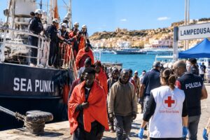 migranti lampedusa