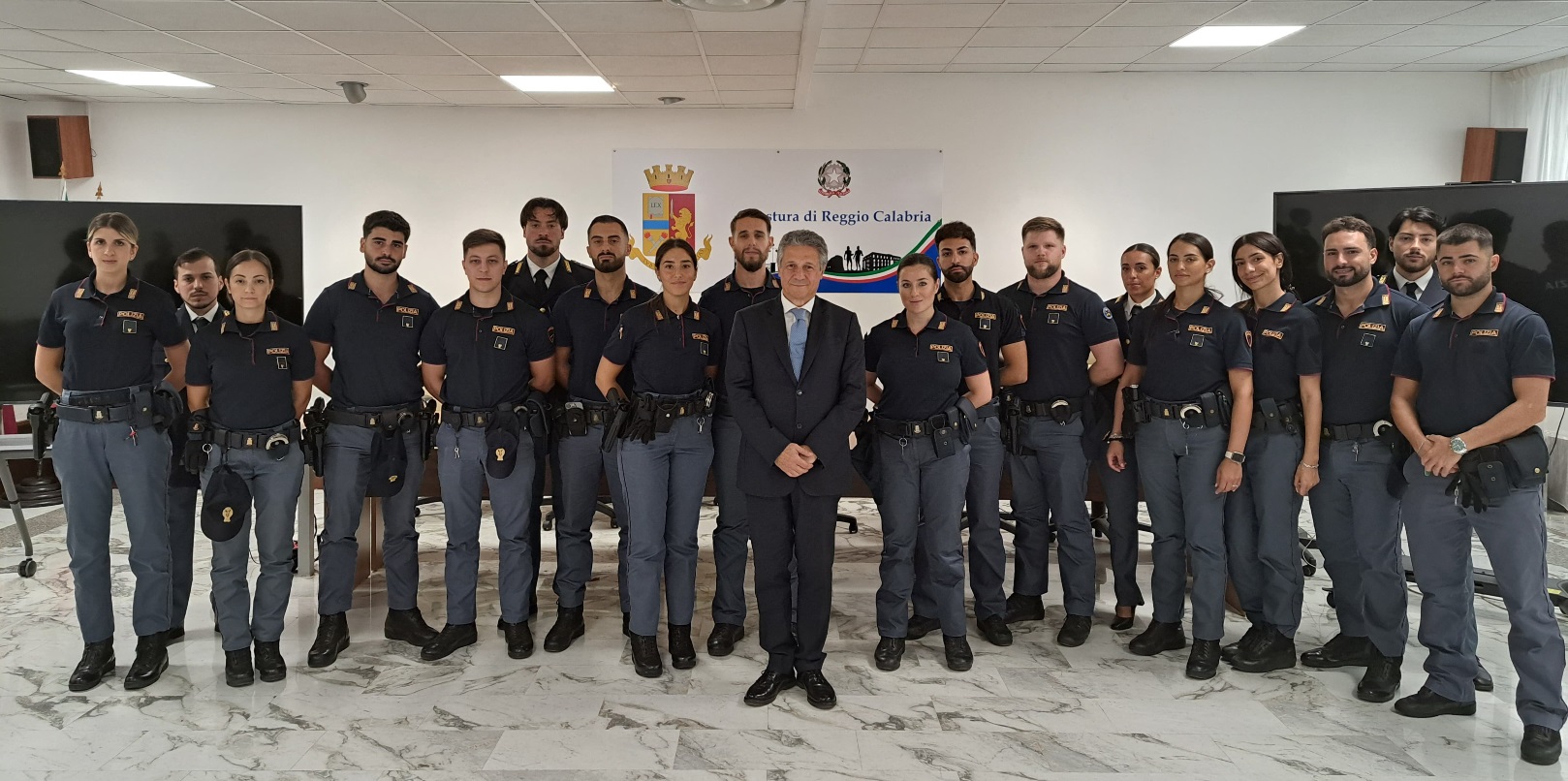 nuovi agenti ps reggio