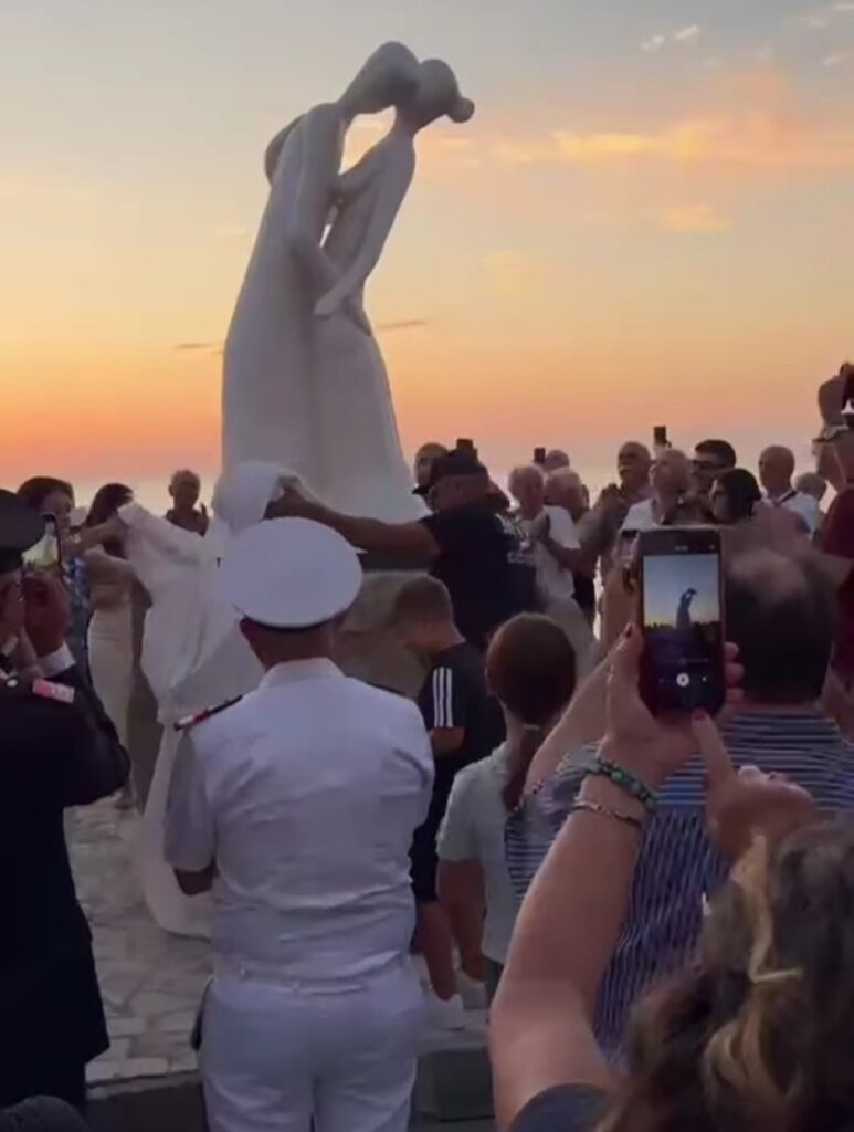 opera un bacio sul mare san lucido