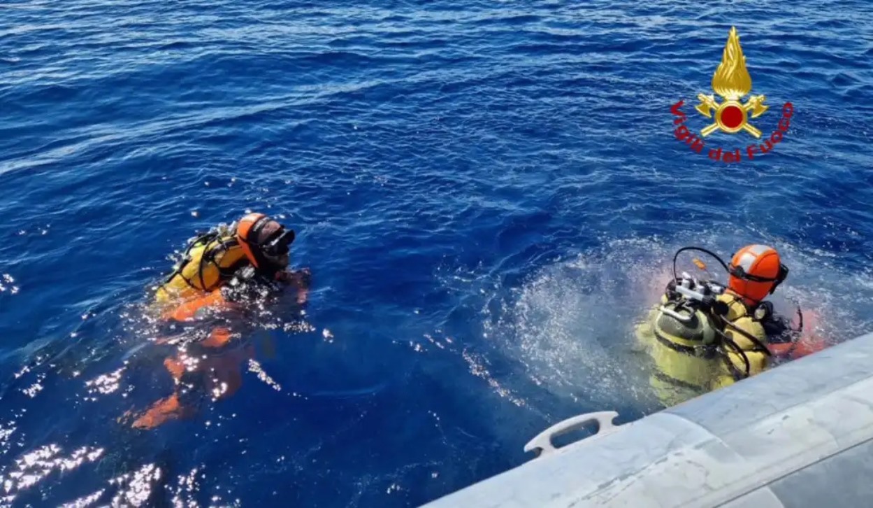 Messina, ricerche senza sosta per il sub della Marina Militare disperso a Torre 