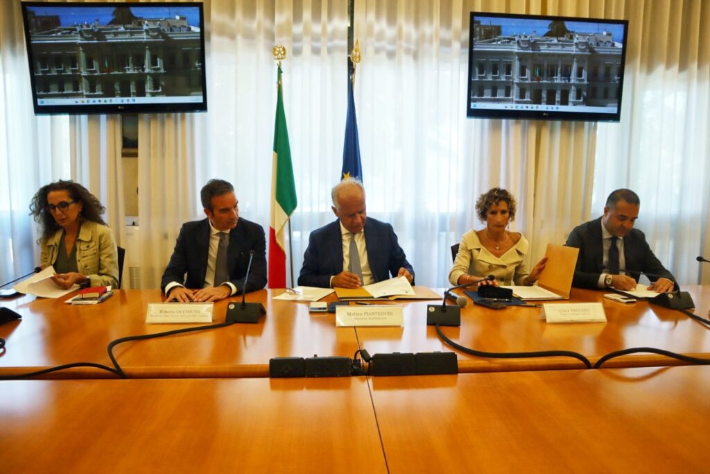 sottoscrizione accordo interistituzionale tra Prefettura e Comune di Reggio Calabria