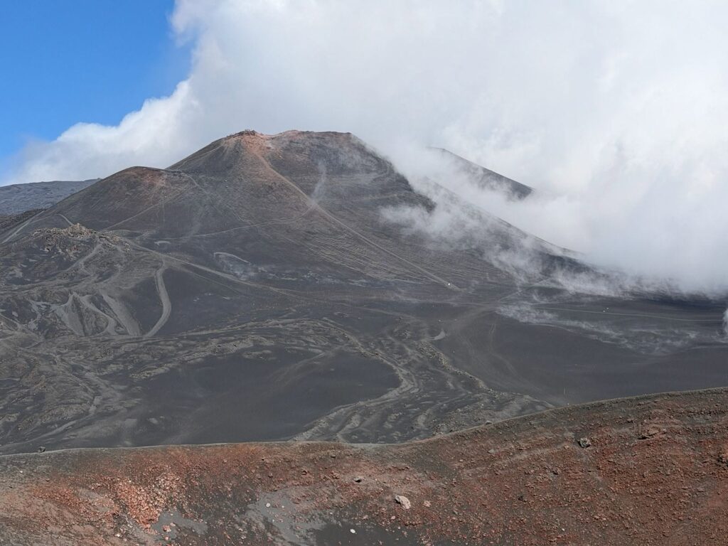 studenti master protezione civile sull'etna
