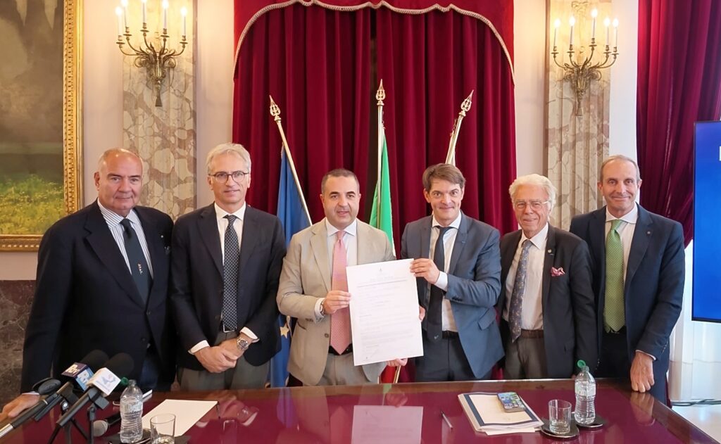 Accordo con Grasse per ingresso Reggiog Calabria nel club europeo città del profumo