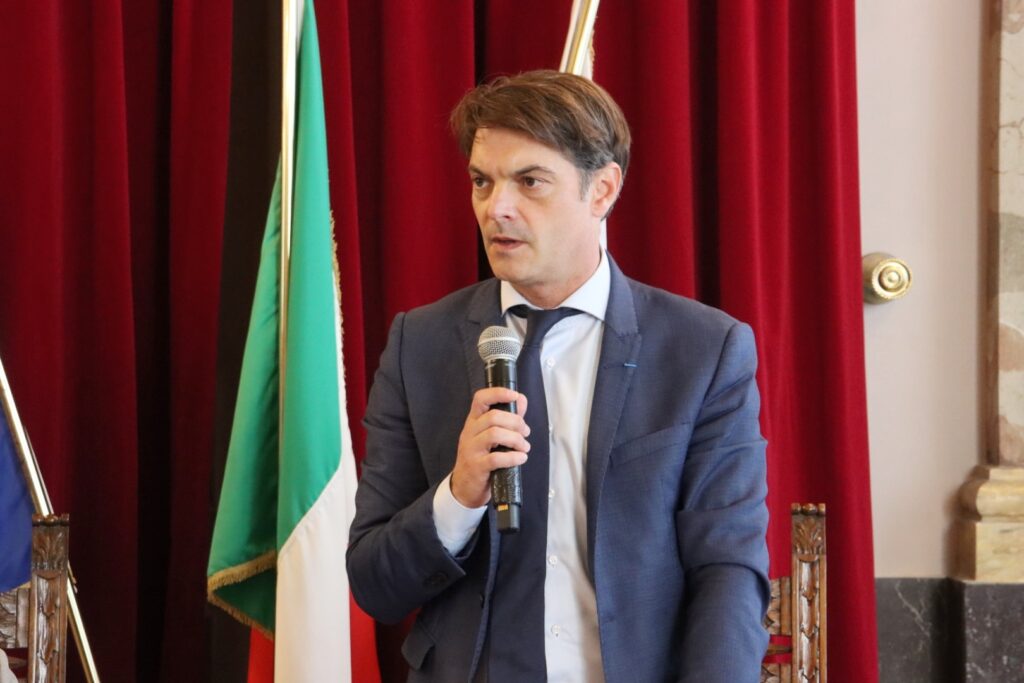 Accordo con Grasse per ingresso Reggiog Calabria nel club europeo città del profumo