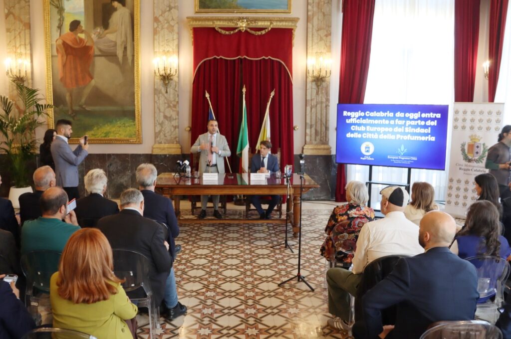 Accordo con Grasse per ingresso Reggiog Calabria nel club europeo città del profumo