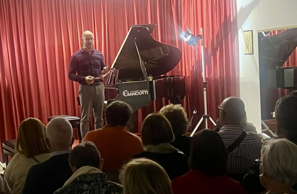 Crotone, successo per il Festival Pianistico Italiano: arriva Serena Autieri con