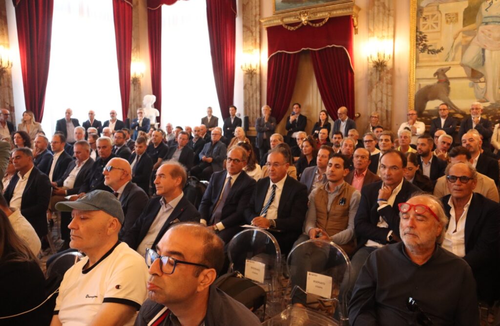 Conferenza stampa porti Reggio e Messin con Cannizzaro e Basile