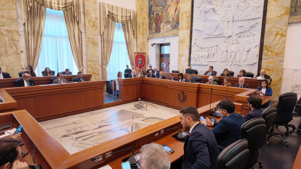 Consiglio Comunale Reggio Calabria a Palazzo Alvaro 8 ottobre 2026