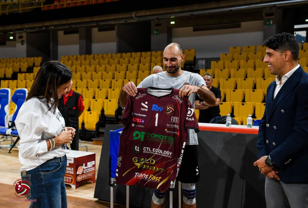 Domotek Volley visita assessore Micheli