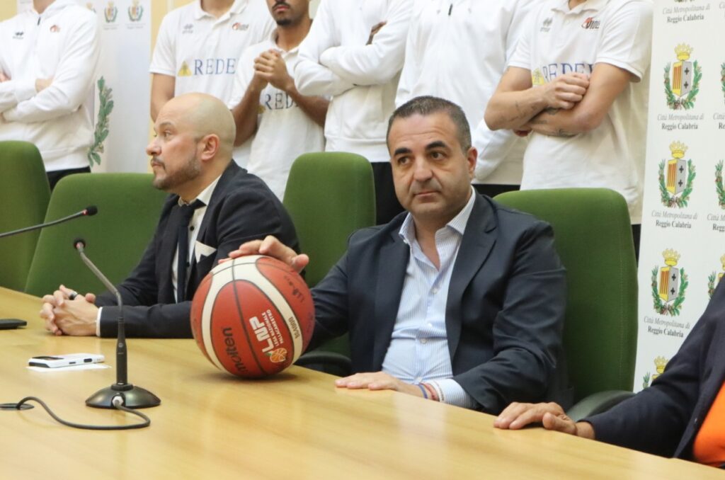 Francesco Cannizzaro pallone basket