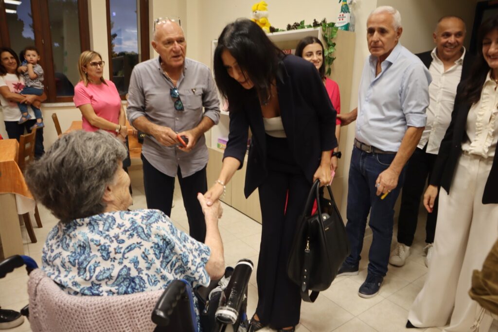 Giusi Princi visita ex Ricoveri Riuniti