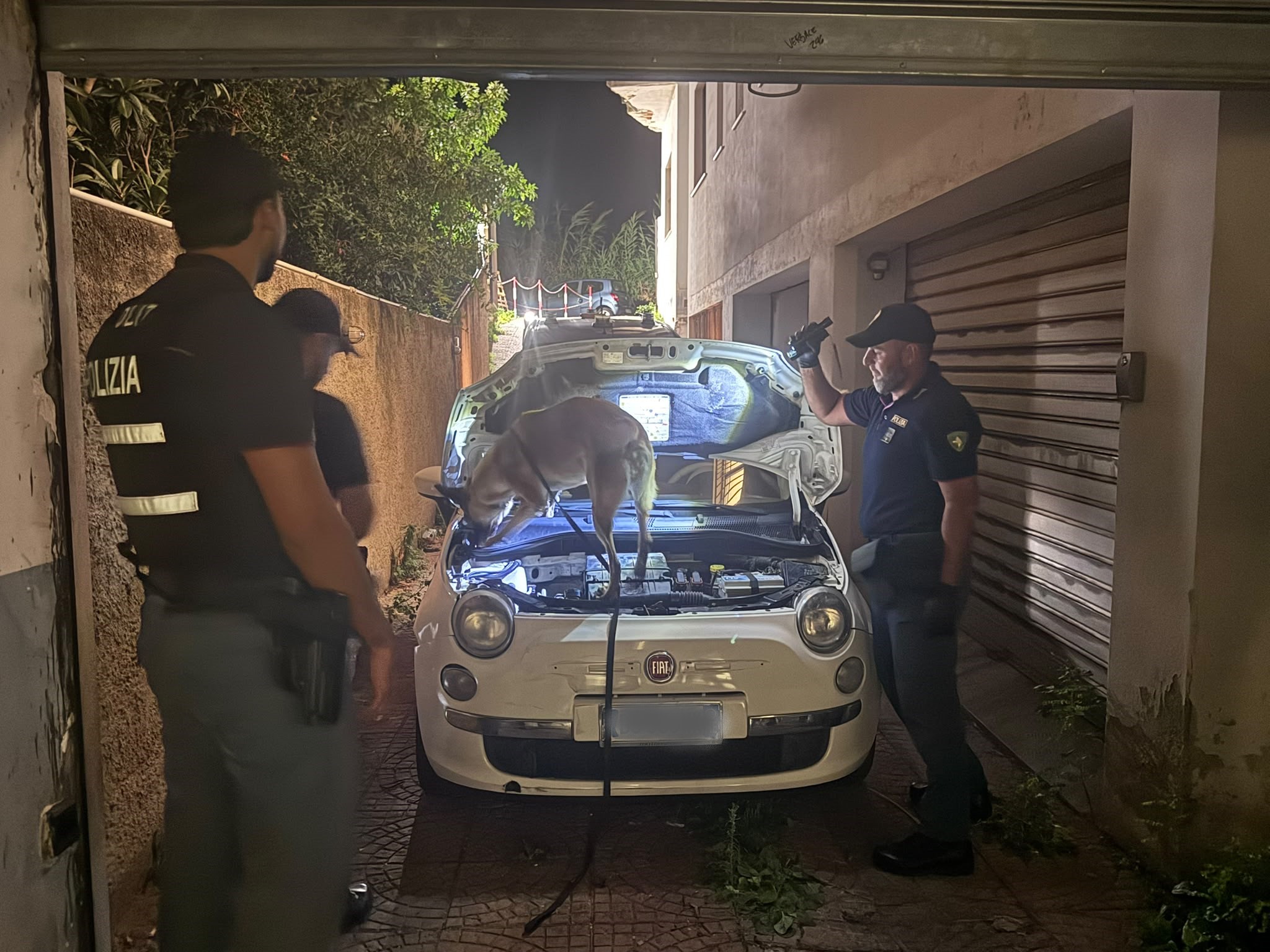 Droga nell’auto