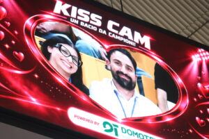 Kiss Cam PalaCalafiore Domotek