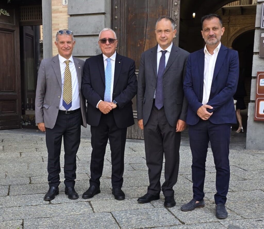 Avv.Saletta, commendatore Nicolino La Gamba, Console Naccari,Assessore alla Cultura Soriano