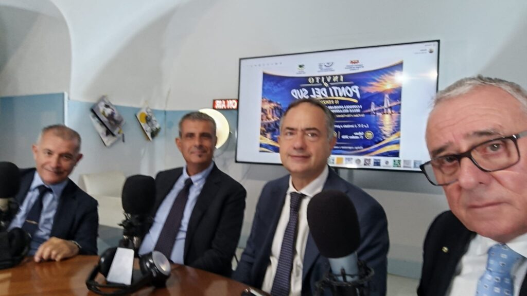 l'Avv.Giuseppe Saletta, il Console delle Filippine Mortelliti, il Console Naccari, il Commendatore Nicolino La Gamba