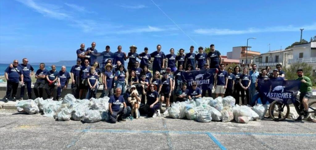 Plastic Free e detenuti Seconda Chance
