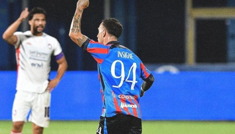 Catania da impazzire in pieno recupero! Longo ridisegna la squadra, Insigne e Coda ribaltano il Crotone | CLASSIFICA